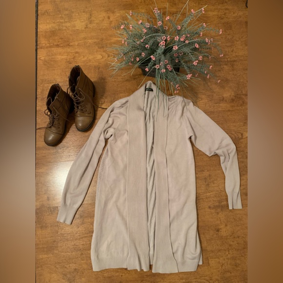 NWOT Womens long open front cardigan - Picture 1 of 5